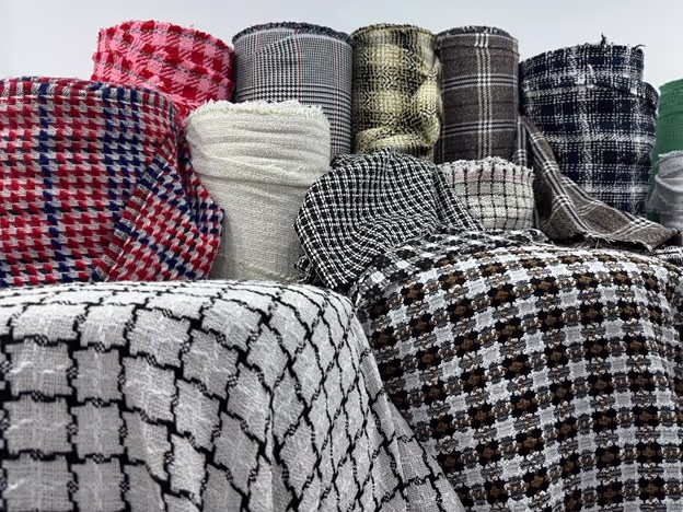 Cool Weather: Heavier cotton blends or lined options can provide insulation while still maintaining breathability.