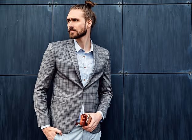 Know Your Purpose: Think about your lifestyle and the majority of situations you find yourself in. Are you often in business meetings? If so, prioritize colors that evoke trust and confidence.