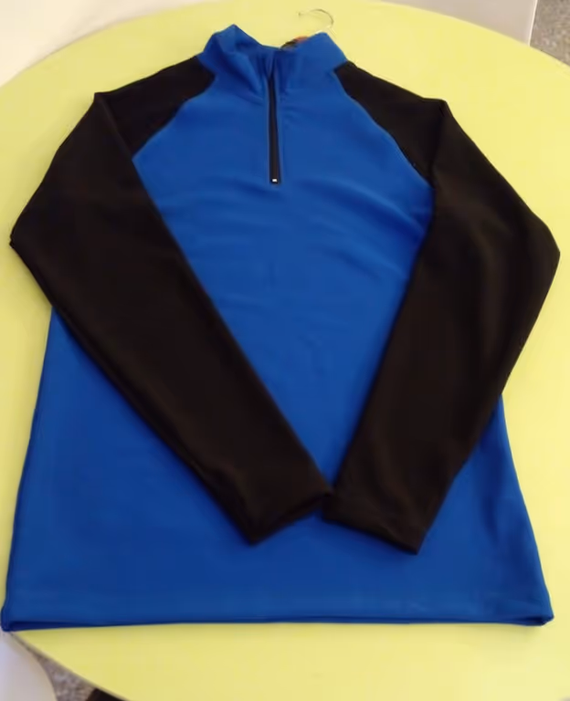 No matter what event you have in mind, we've got you covered. From single pieces of T-shirt to team uniforms, and even wholesale production, we can accommodate your requests. Whether you need matching jerseys for your entire team or personalized t-shirts for a charity run, flexibility is key!